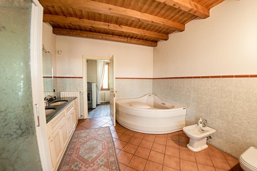 Agriturismo Villa Antonella อีเซโอ ภายนอก รูปภาพ