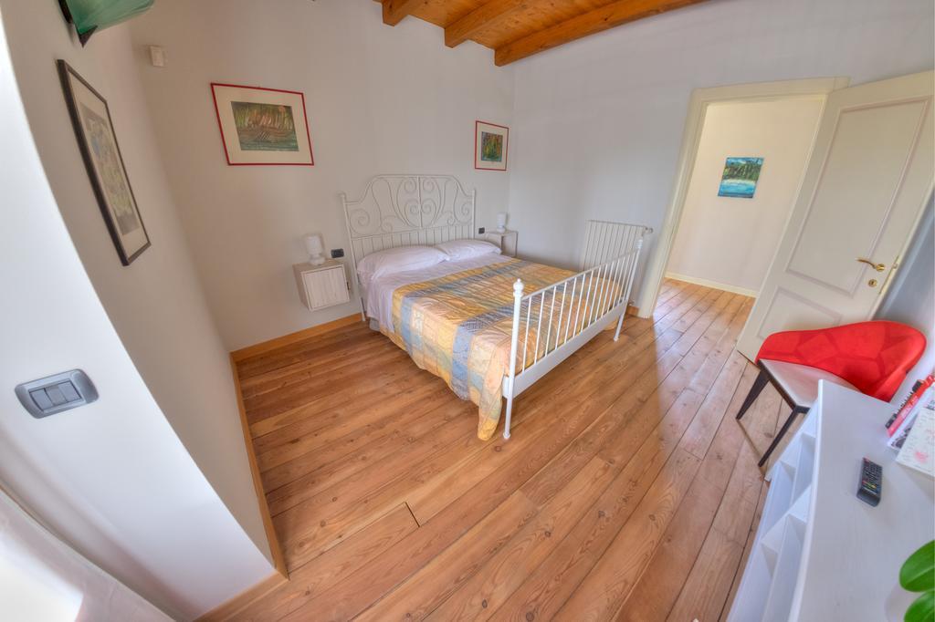 Agriturismo Villa Antonella อีเซโอ ภายนอก รูปภาพ