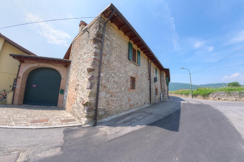 Agriturismo Villa Antonella อีเซโอ ภายนอก รูปภาพ