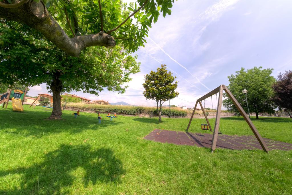 Agriturismo Villa Antonella อีเซโอ ภายนอก รูปภาพ