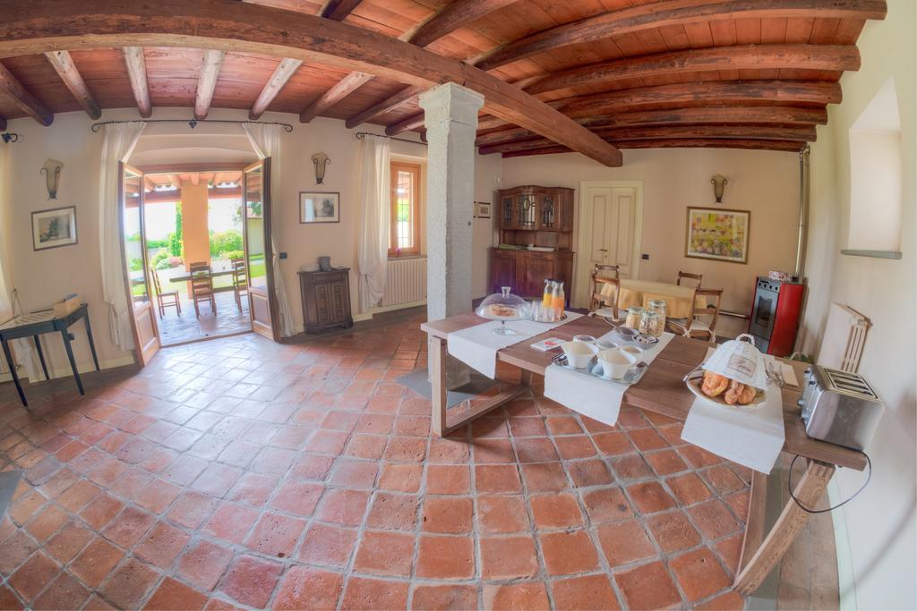 Agriturismo Villa Antonella อีเซโอ ภายนอก รูปภาพ