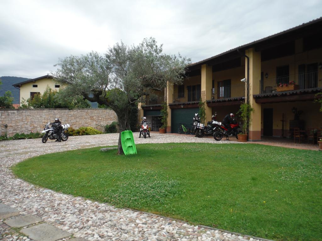 Agriturismo Villa Antonella อีเซโอ ภายนอก รูปภาพ